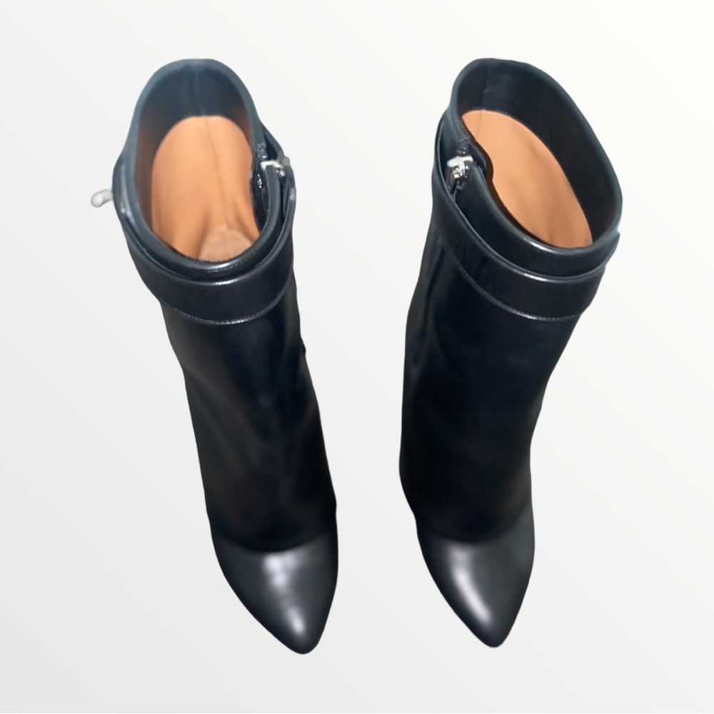 Authentic Givenchy Shark Ankle Bootie; Sz 7 1/2; Preloved ❤️